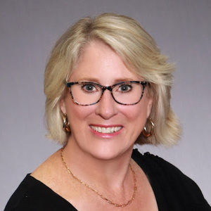 Meet your Posher, Holly